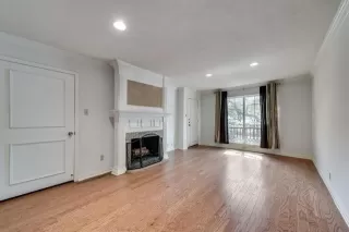 Photo #6: 21079424 Listing