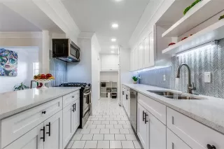 Photo #6: 21080046 Listing