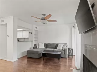 Photo #2: 21080457 Listing