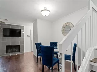 Photo #5: 21080457 Listing