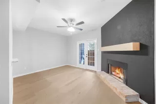 Photo #4: 21080516 Listing 