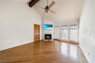 Photo #2: 21080656 Listing 