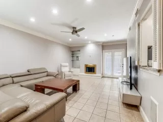 Photo #2: 21081148 Listing