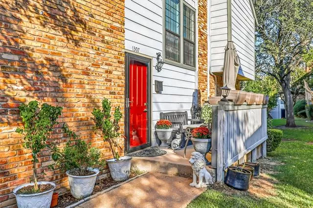 MLS: 21081200 Condo For Sale