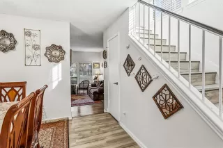 Photo #5: 21081200 Listing 