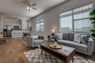 Photo #4: 21081599 Listing
