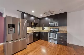 Photo #4: 21081722 Listing