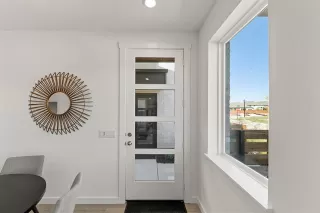 Photo #4: 21081836 Listing