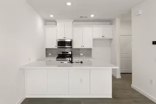 Photo #4: 21081859 Listing 