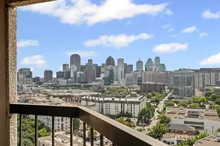 Photo #5: 21081869 Listing 