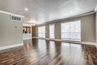 Photo #6: 21082256 Listing 