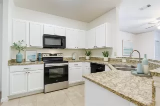 Photo #4: 21082278 Listing 