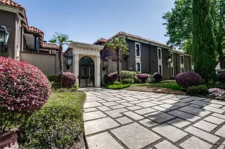 Photo #2: 21082447 Listing 