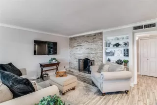 Photo #4: 21082447 Listing 