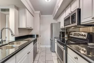 Photo #5: 21082447 Listing 