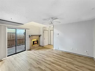 Photo #2: 21082505 Listing