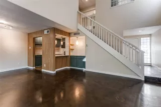 Photo #4: 21082832 Listing