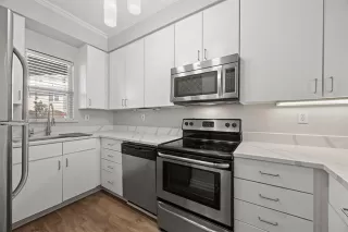 More Details about MLS # 21082962 : 3922 GILBERT AVENUE #106