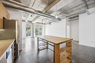 Photo #3: 21083125 Listing 