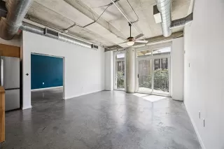 Photo #6: 21083125 Listing 