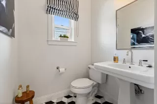 Photo #5: 21083236 Listing 