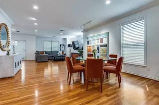 Photo #2: 21083247 Listing 