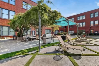 Photo #2: 21083296 Listing 