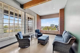 Photo #5: 21083296 Listing 