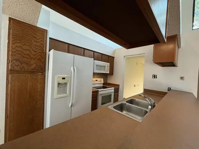 MLS: 21083597 Condo For Sale