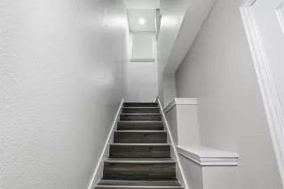 Photo #5: 21084655 Listing 