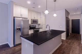 Photo #2: 21084744 Listing