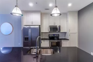 Photo #4: 21084744 Listing