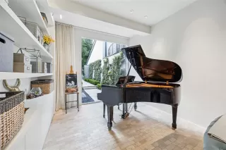 Photo #6: 21085018 Listing 