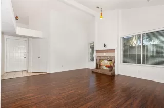 Photo #6: 21085781 Listing 