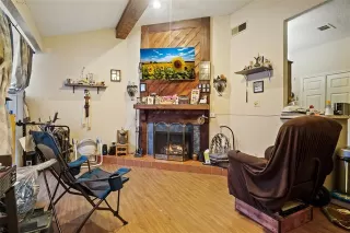 Photo #6: 21085992 Listing 