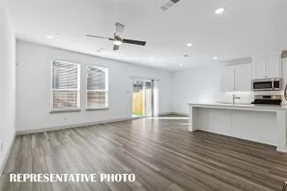 Photo #3: 21086212 Listing