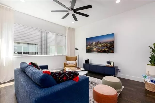 MLS: 21086320 Condo For Sale