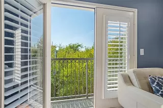 More Details about MLS # 21086432 : 3102 KINGS ROAD #3306