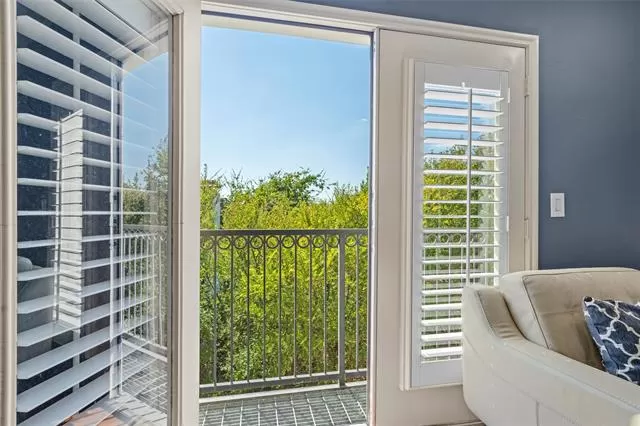 MLS: 21086432 Condo For Sale