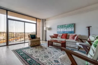 Photo #5: 21086444 Listing