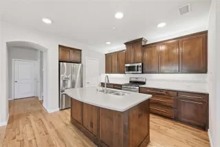 Photo #3: 21086583 Listing 