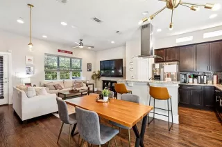 Photo #5: 21087014 Listing 