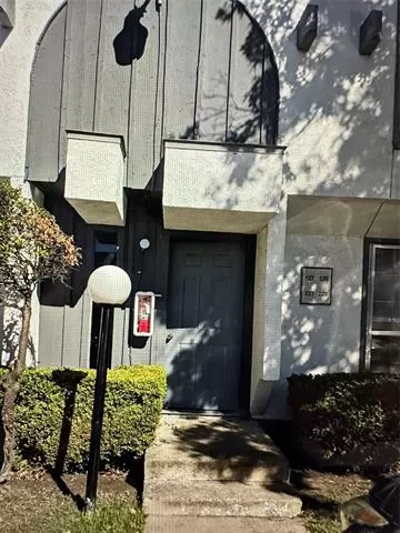 MLS: 21087346 Condo For Sale