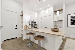 Photo #3: 21087447 Listing