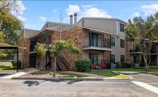 Photo #2: 21087548 Listing 