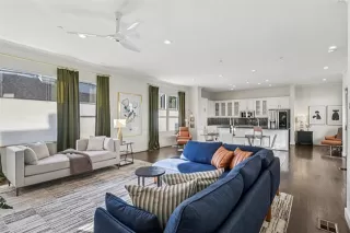 Photo #4: 21087761 Listing 