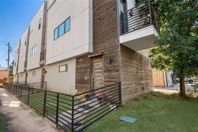 MLS: 21087828 Condo For Sale