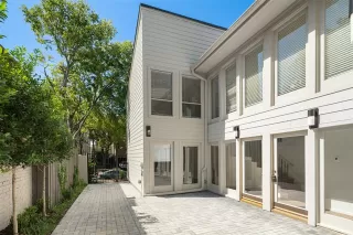 Photo #4: 21087897 Listing 