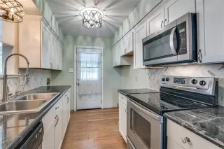 Photo #2: 21087987 Listing