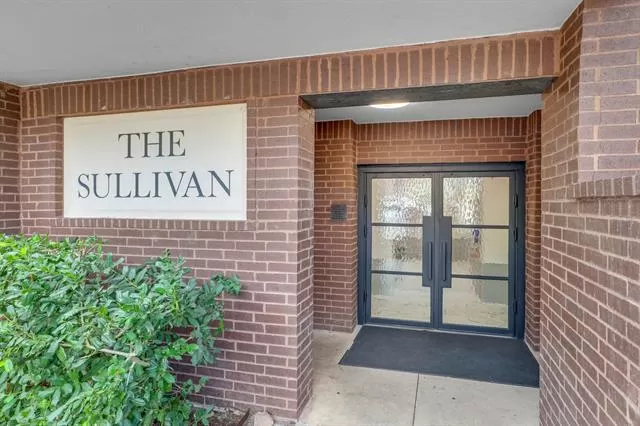 MLS: 21088109 Condo For Sale